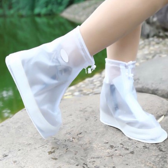 đź’– 2 Pairs x NEW Reusable Waterproof Shoe Cover - Picture 2 of 10